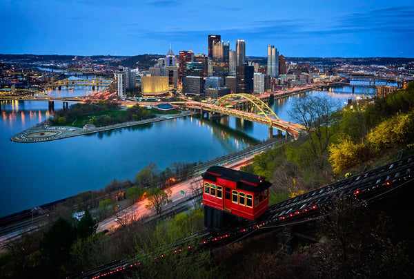 Learning Beyond the Classroom: A Day in Pittsburgh